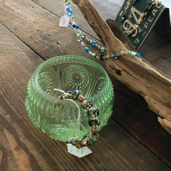 ~ Outta My Head Creations ~ - Picture 3 of 5